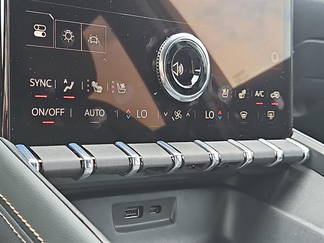 2026 GMC Terrain AT4 - Photo 17