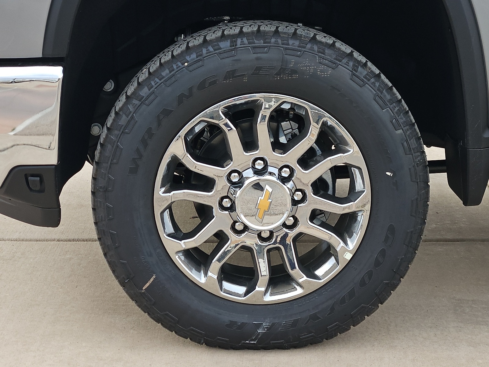 2026 Chevrolet Silverado 2500 HD LTZ - Photo 9