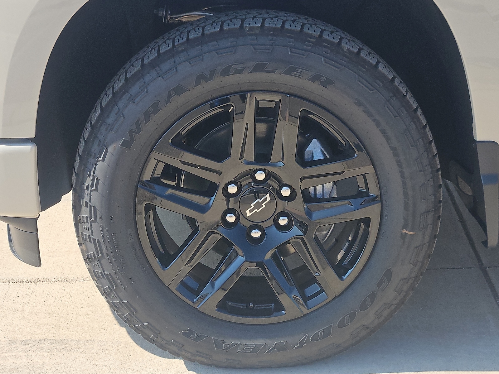 2026 Chevrolet Silverado 1500 Custom - Photo 9