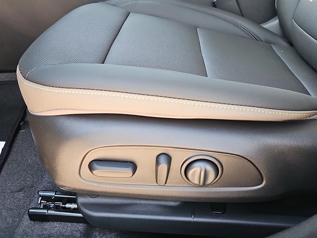 2026 Chevrolet Trax Activ - Photo 13