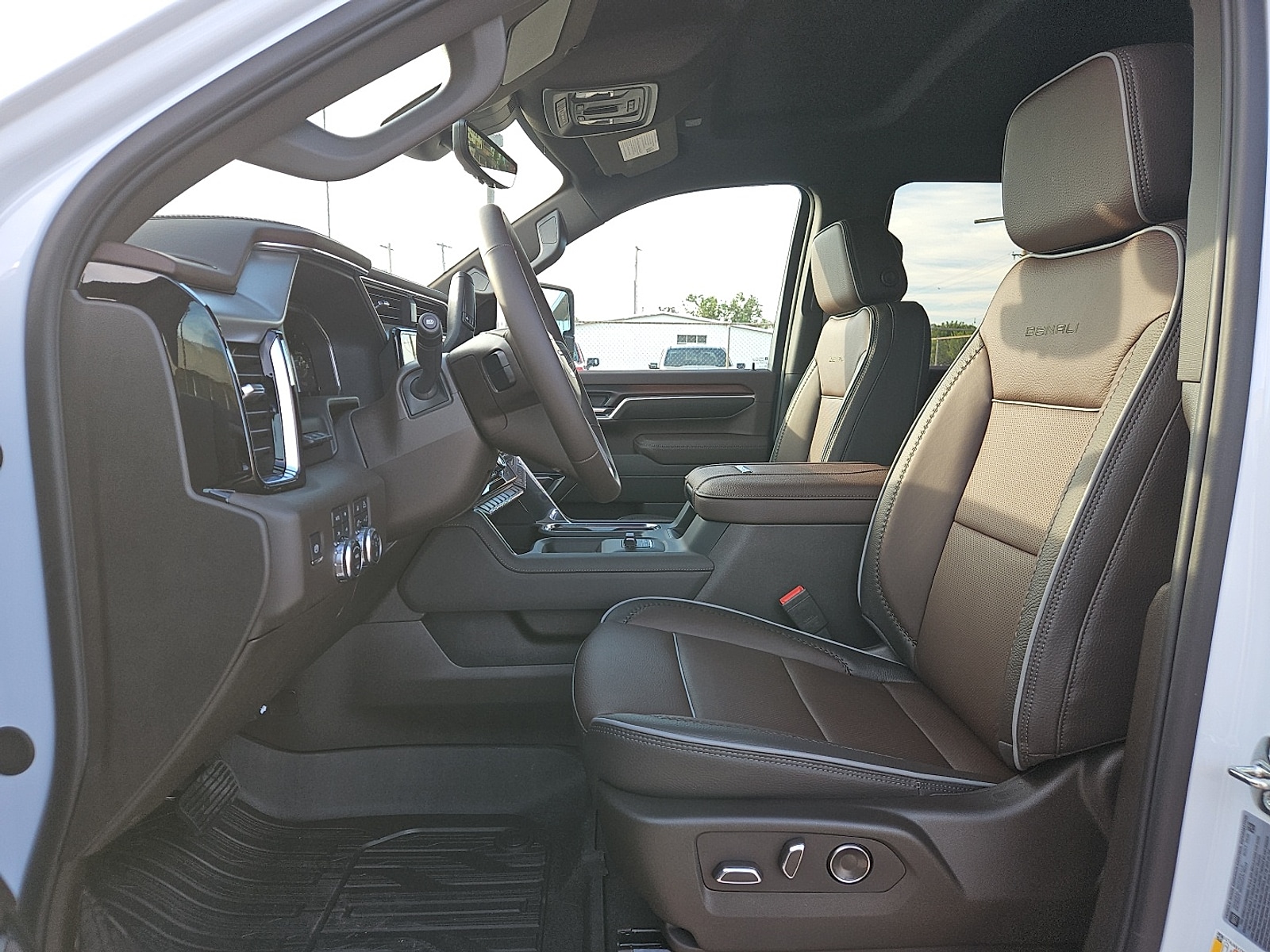 2026 GMC Sierra 3500HD Denali - Photo 15