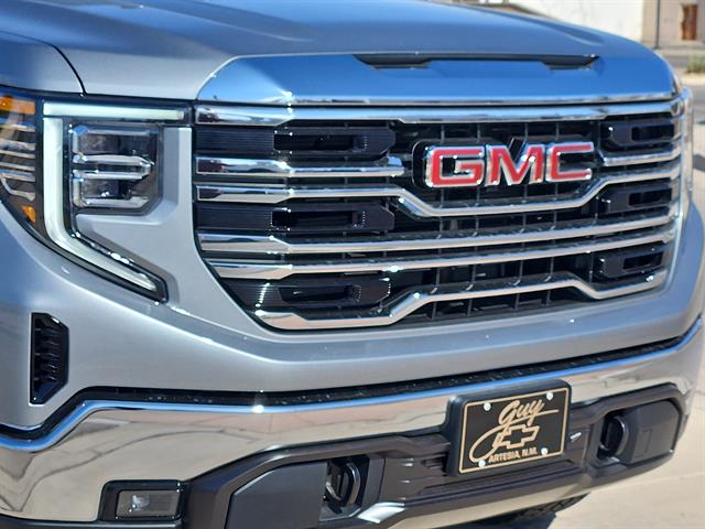 2026 GMC Sierra 1500 SLT - Photo 7