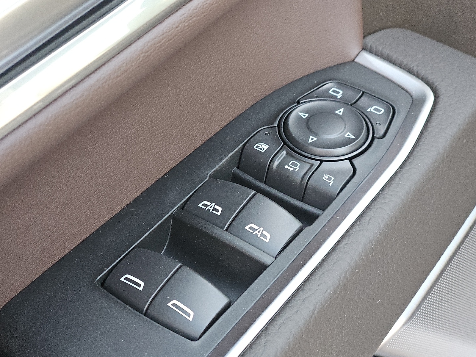 2026 GMC Sierra 3500HD Denali - Photo 13