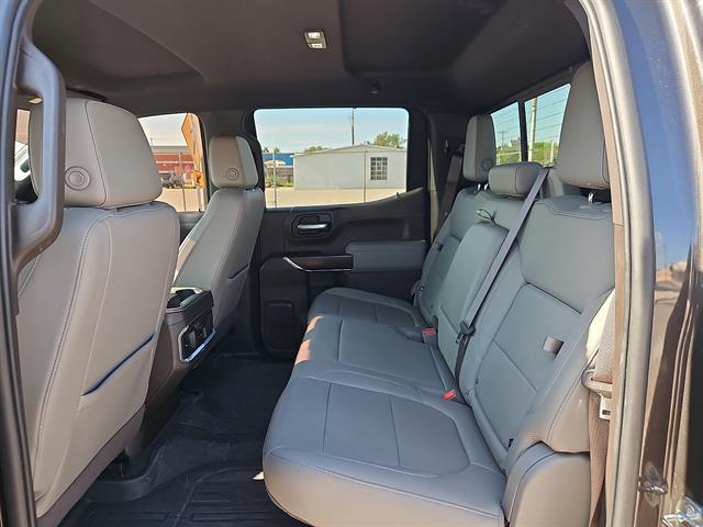 2021 GMC Sierra 1500 SLT - Photo 11
