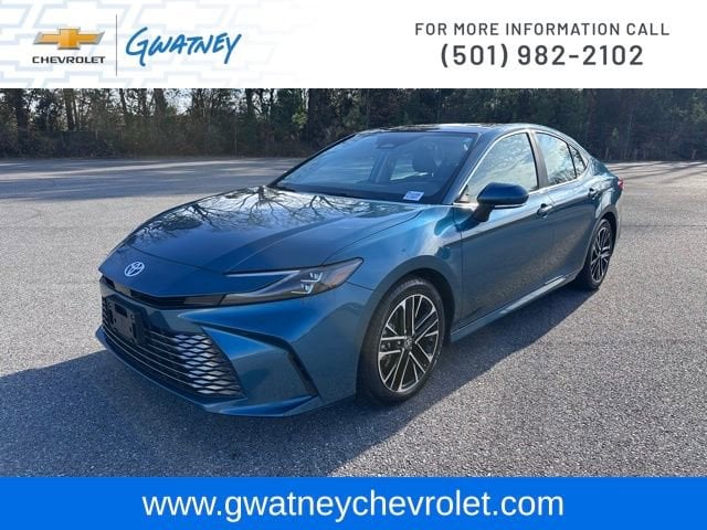 2025 Toyota Camry XLE