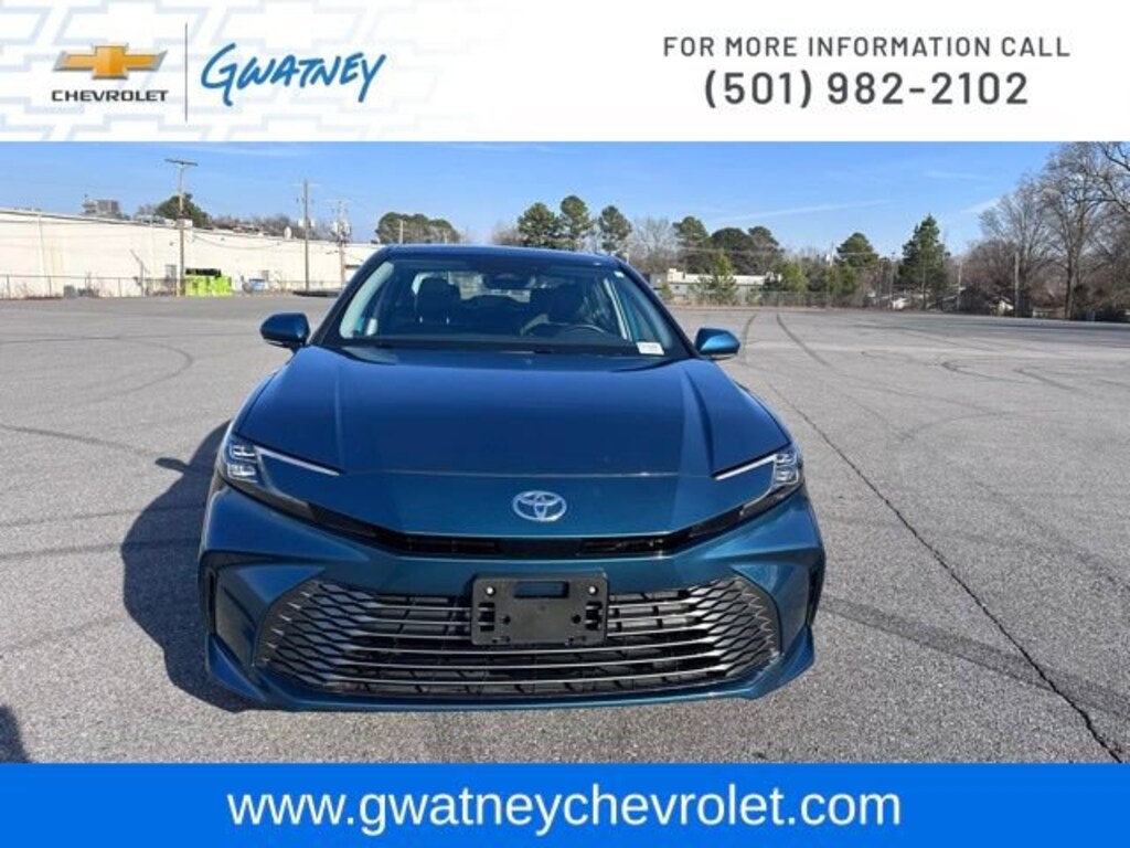 Used 2025 Toyota Camry LE