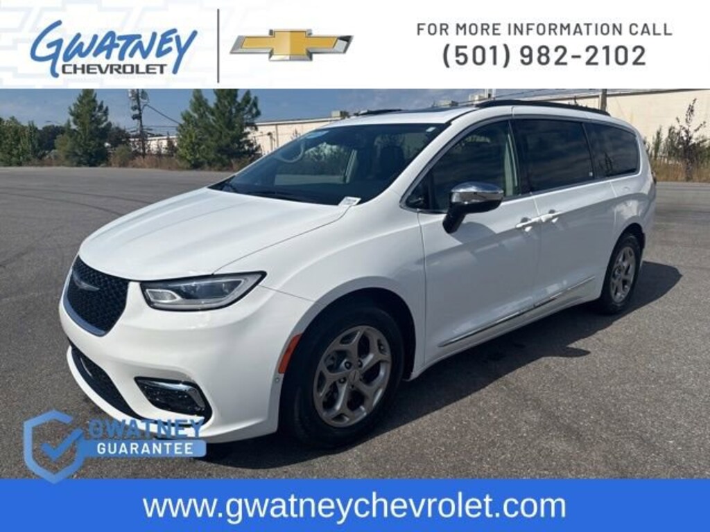 Used 2023 Chrysler Pacifica Limited