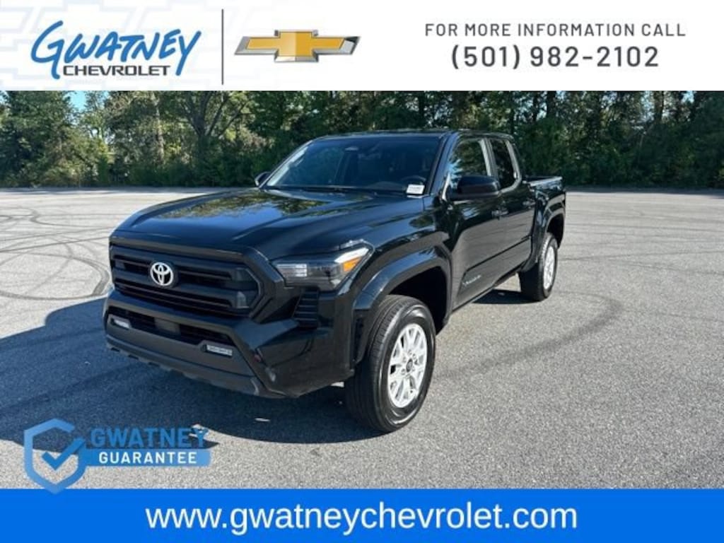 Used 2024 Toyota Tacoma 4WD SR5