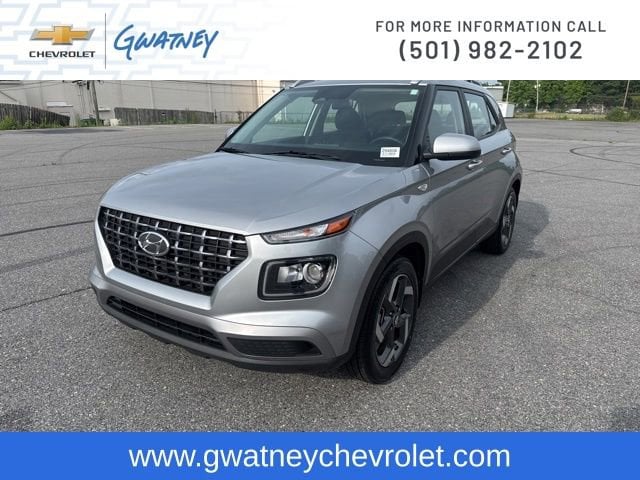 2024 Hyundai Venue SEL IVT's photo