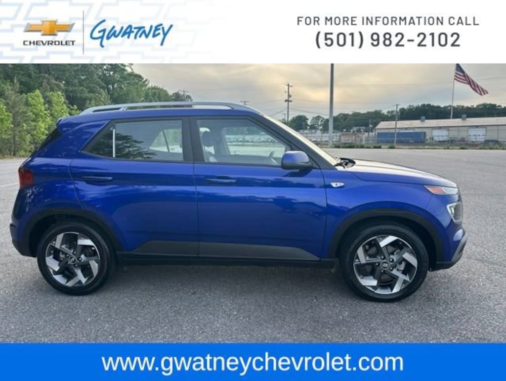 Used 2025 Hyundai Venue SEL