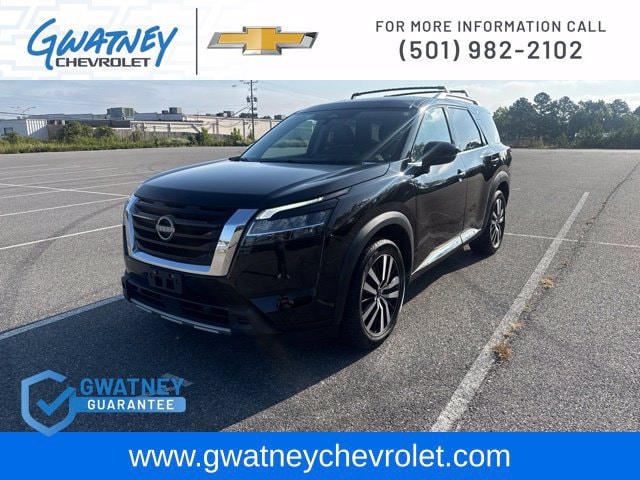 2023 Nissan Pathfinder Platinum