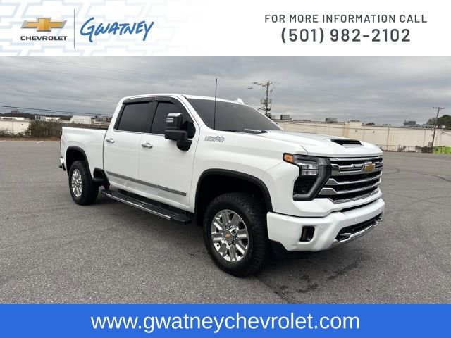 2024 Chevrolet Silverado 2500HD High Country photo 3