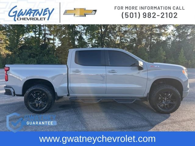 2024 Chevrolet Silverado 1500 RST photo 4