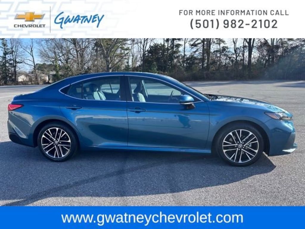 Used 2025 Toyota Camry LE