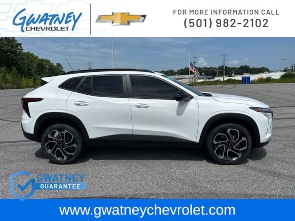 Used 2025 Chevrolet Trax 2RS SUV