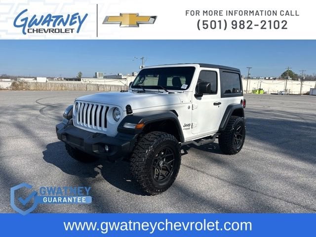 2019 Jeep Wrangler Sport's photo