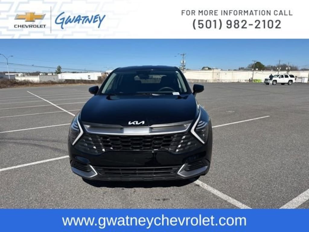 Used 2025 Kia Sportage LX