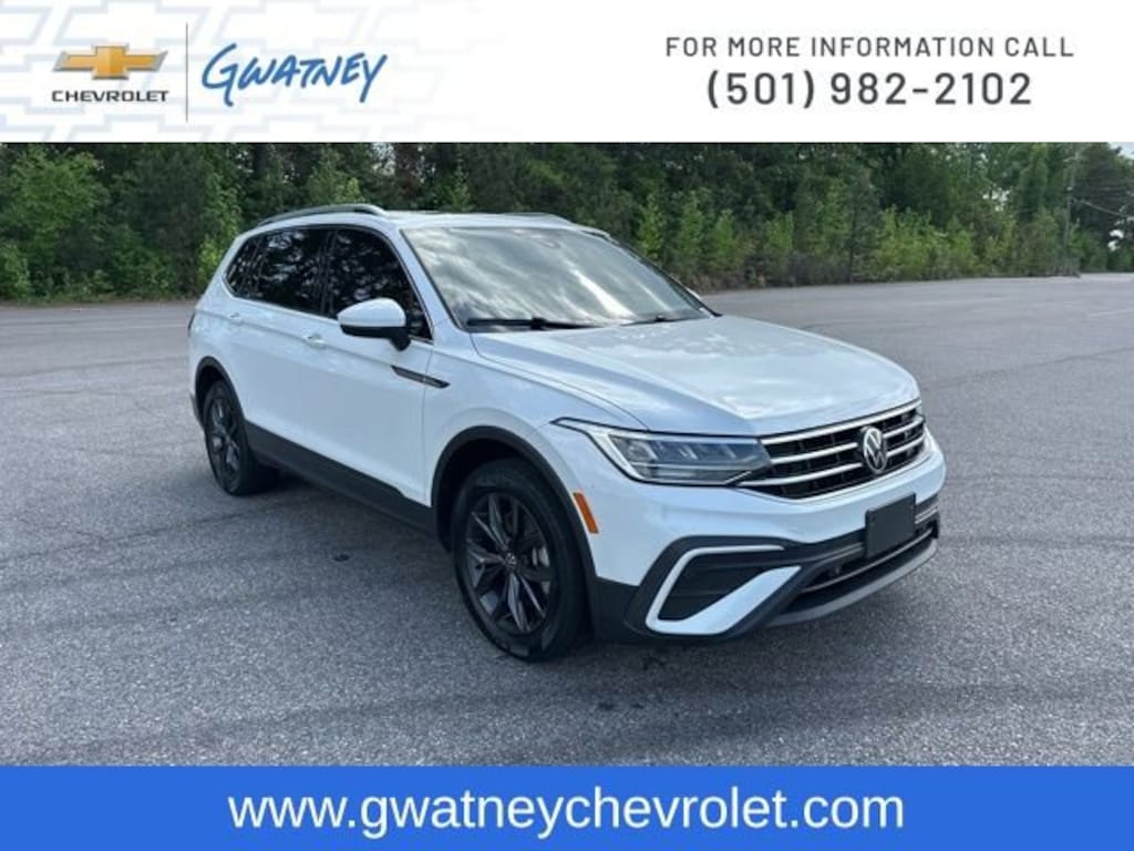 Used 2023 Volkswagen Tiguan SE