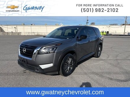 2024 Nissan Pathfinder S