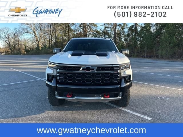 Used 2024 Chevrolet Silverado 1500 ZR2 with VIN 3GCUDHE83RG363341 for sale in Little Rock