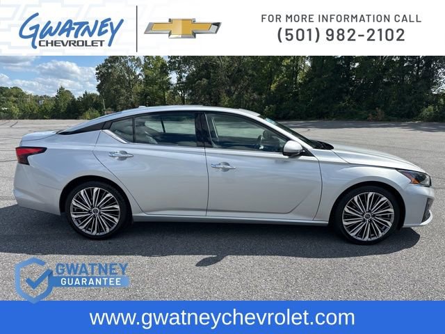 2023 Nissan Altima 2.5 SL photo 4