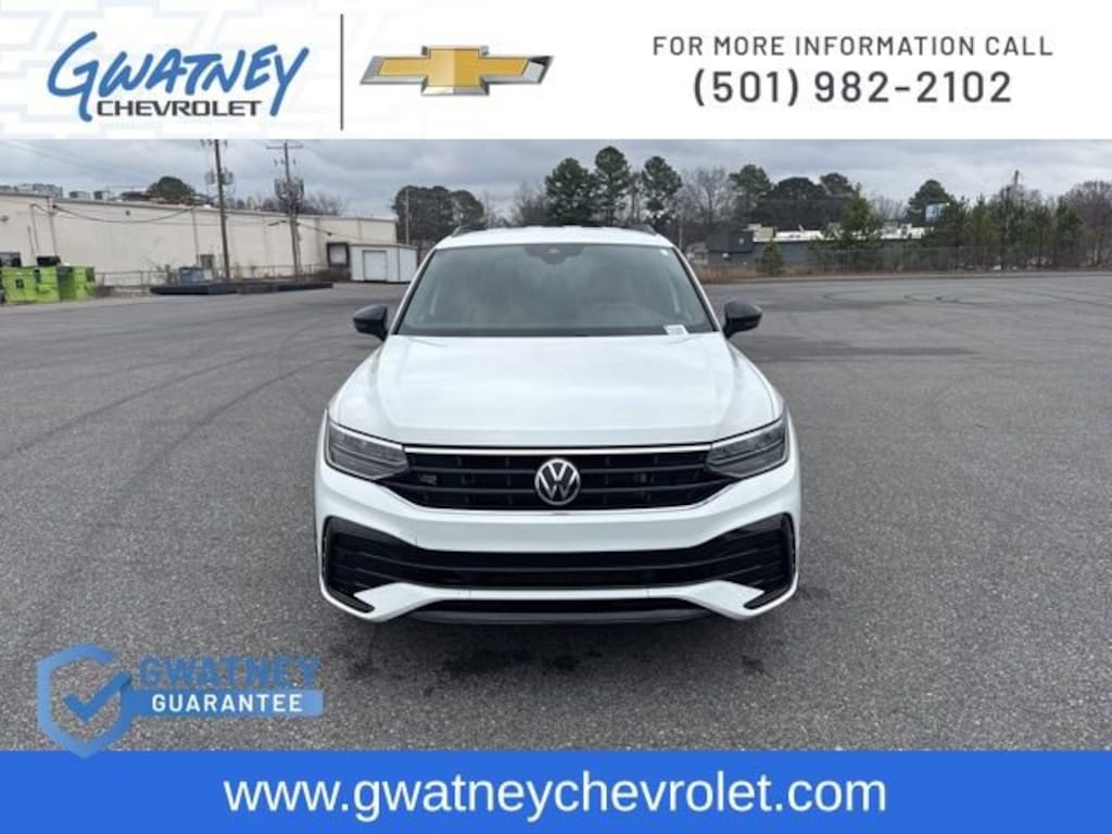 Used 2022 Volkswagen Tiguan SE R-Line Black