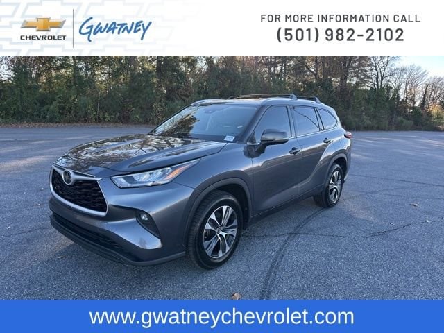 2020 Toyota Highlander XLE's photo