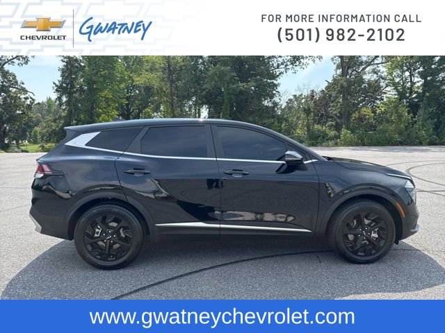 2025 Kia Sportage EX photo 2