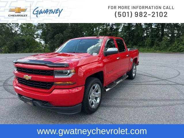 2018 Chevrolet Silverado 1500 Custom Crew Cab Short Box's photo