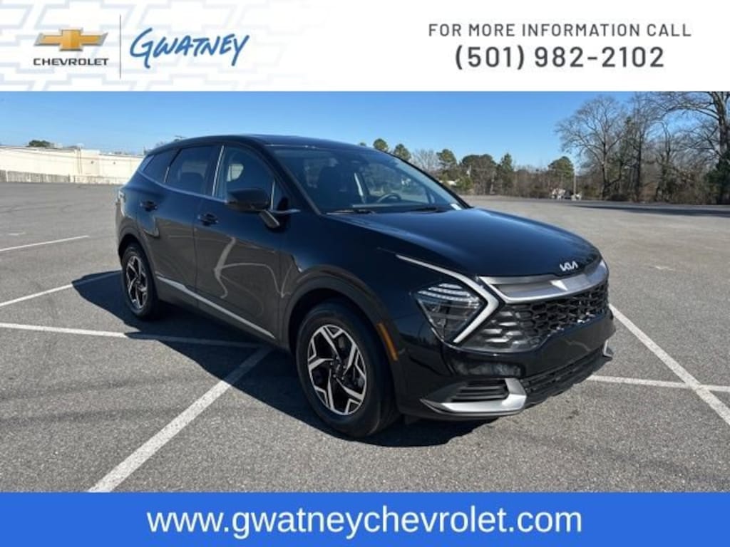 Used 2025 Kia Sportage LX