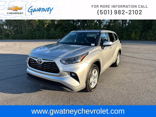 2025 Toyota Highlander LE