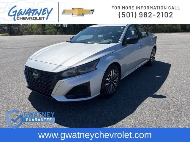 2024 Nissan Altima SV