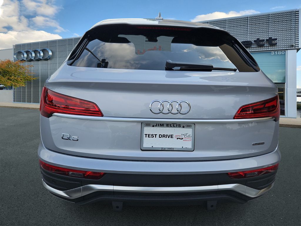 2025 Audi Q5 Sportback 45 S line Premium Plus photo 4