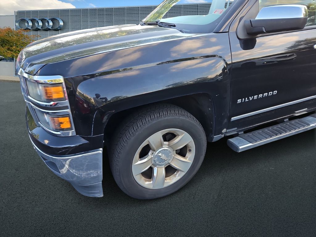 2014 Chevrolet Silverado 1500 LTZ photo 3