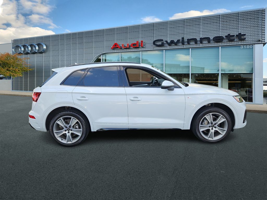 2025 Audi Q5 45 S line Premium photo 3