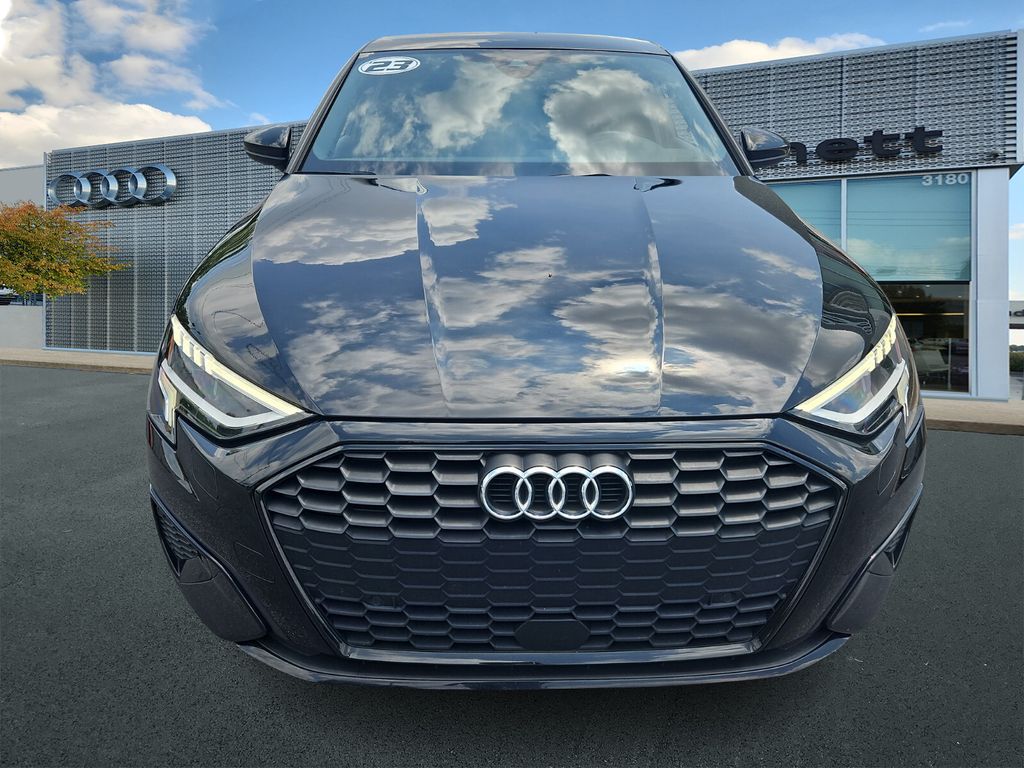 2023 Audi A3 40 Premium Plus photo 4