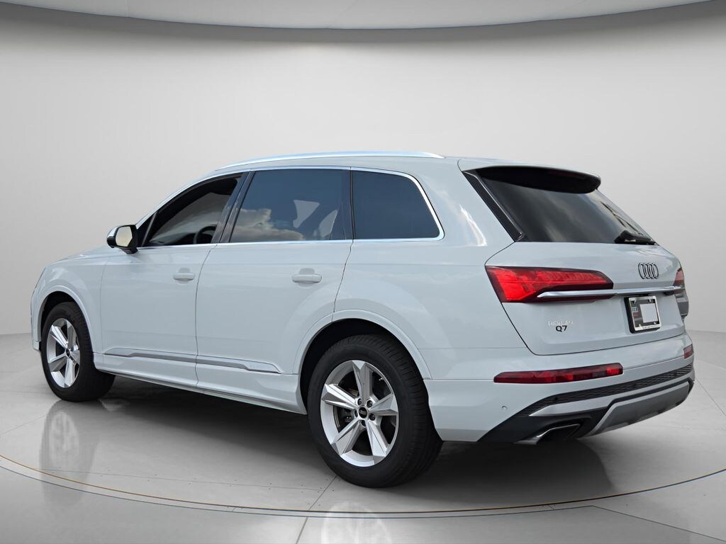 Certified 2025 Audi Q7 55 Premium SUV