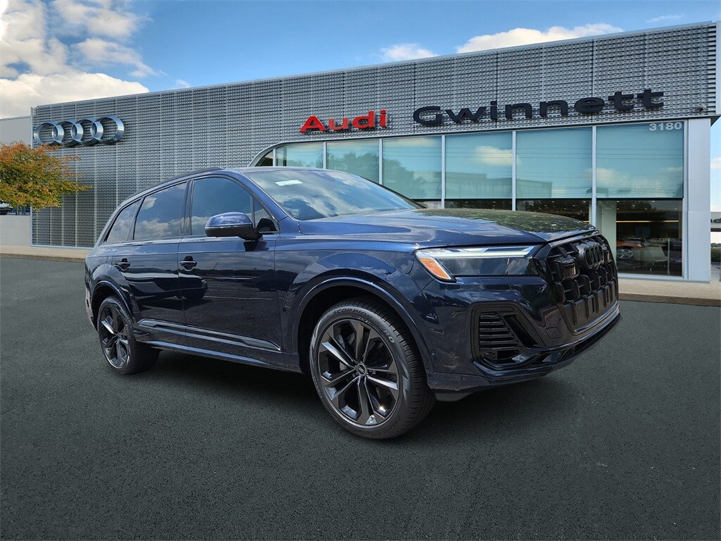 2025 Audi Q7 55 Premium Plus photo 3