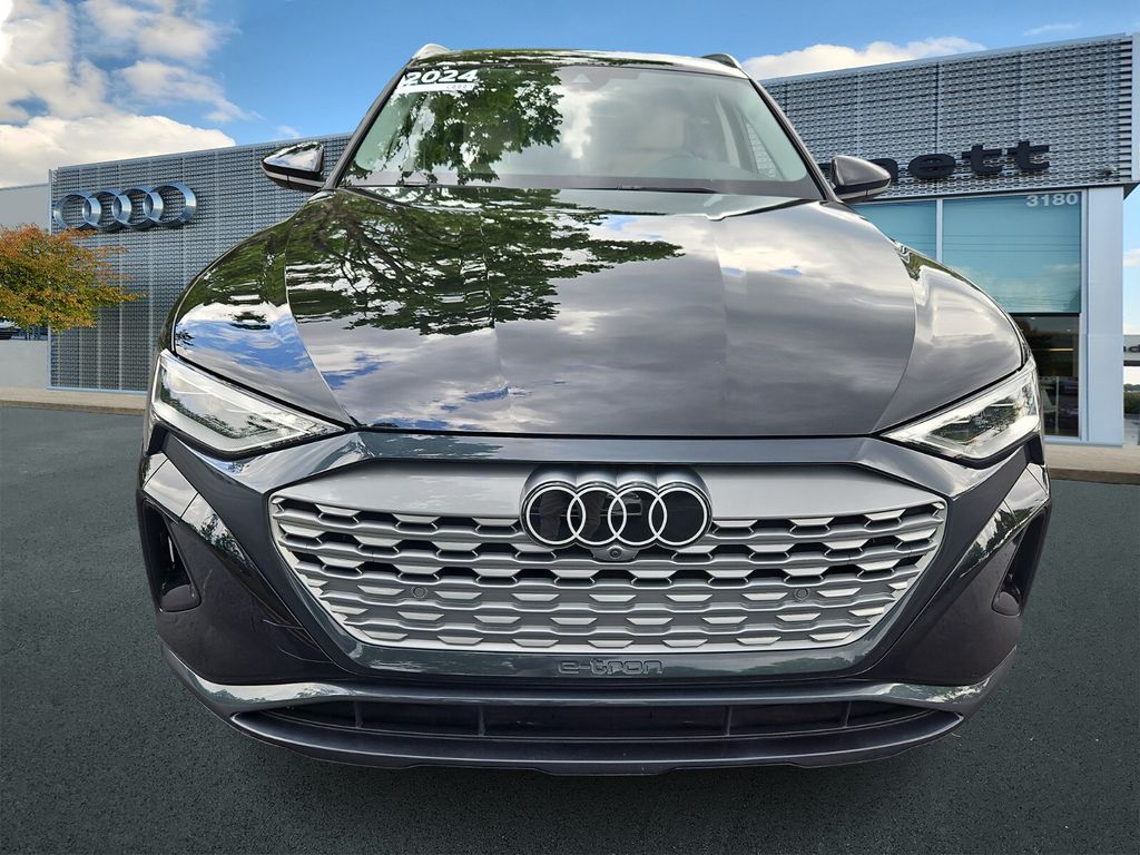2024 Audi Q8 E-tron Premium Plus photo 4