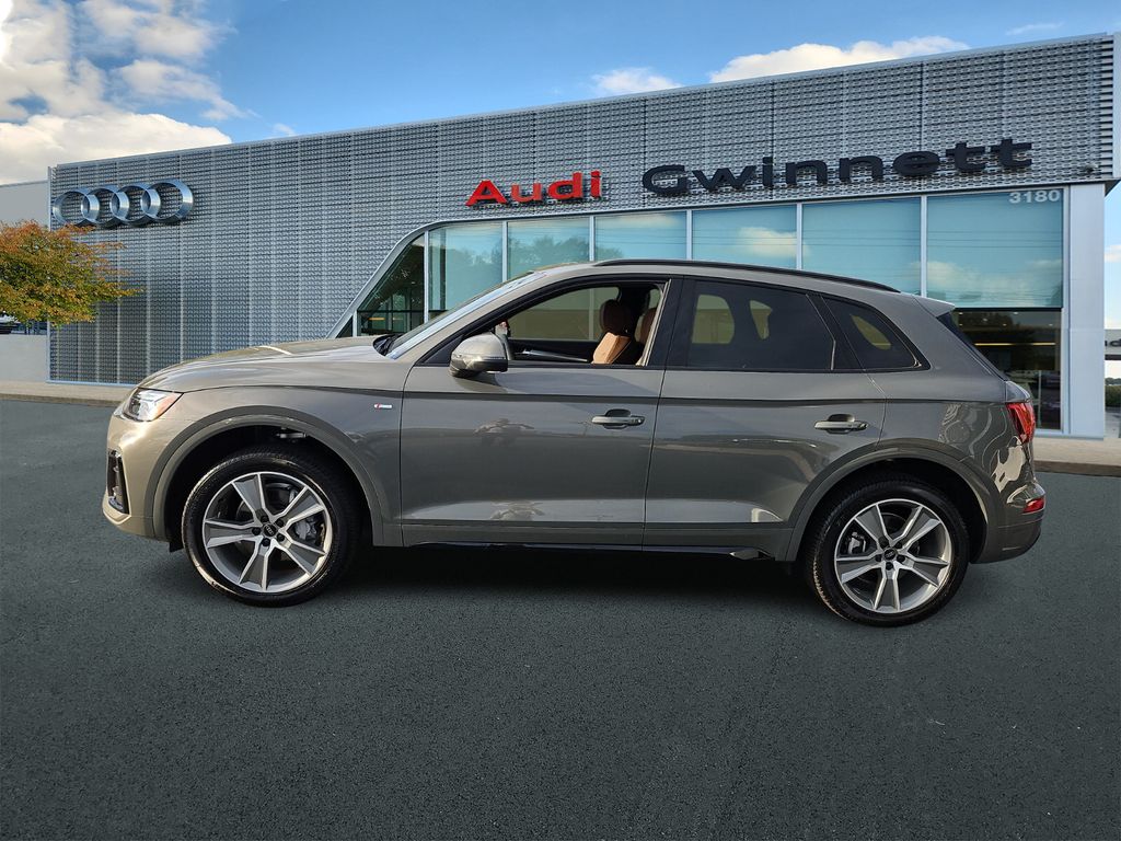 2025 Audi Q5 45 S line Premium photo 2