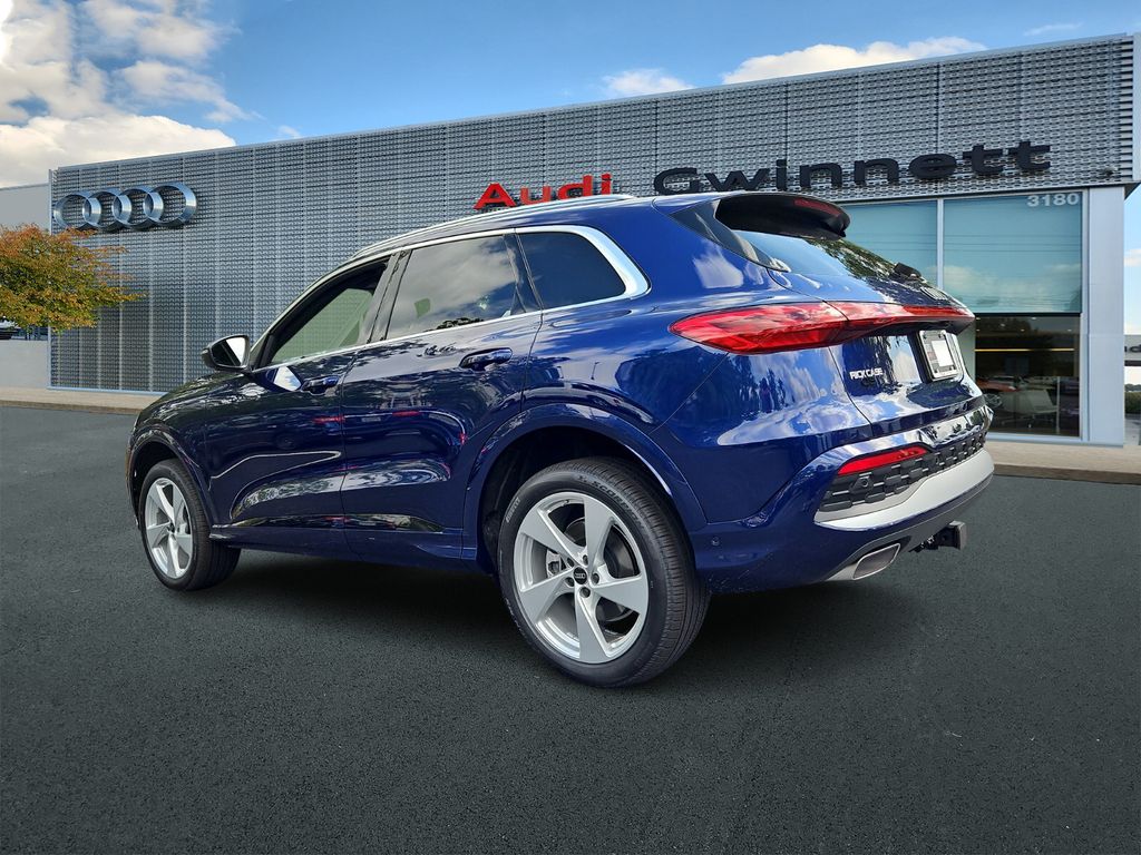 2025 Audi Q5 2.0T Premium Plus photo 3