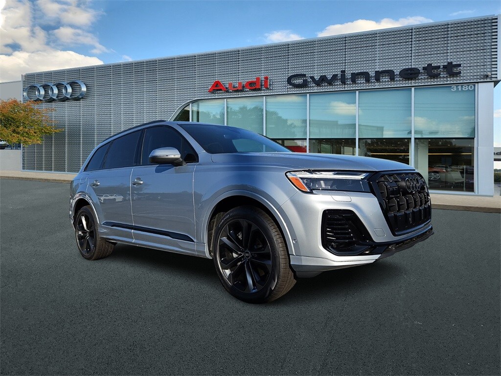 2025 Audi Q7 55 Premium Plus photo 3