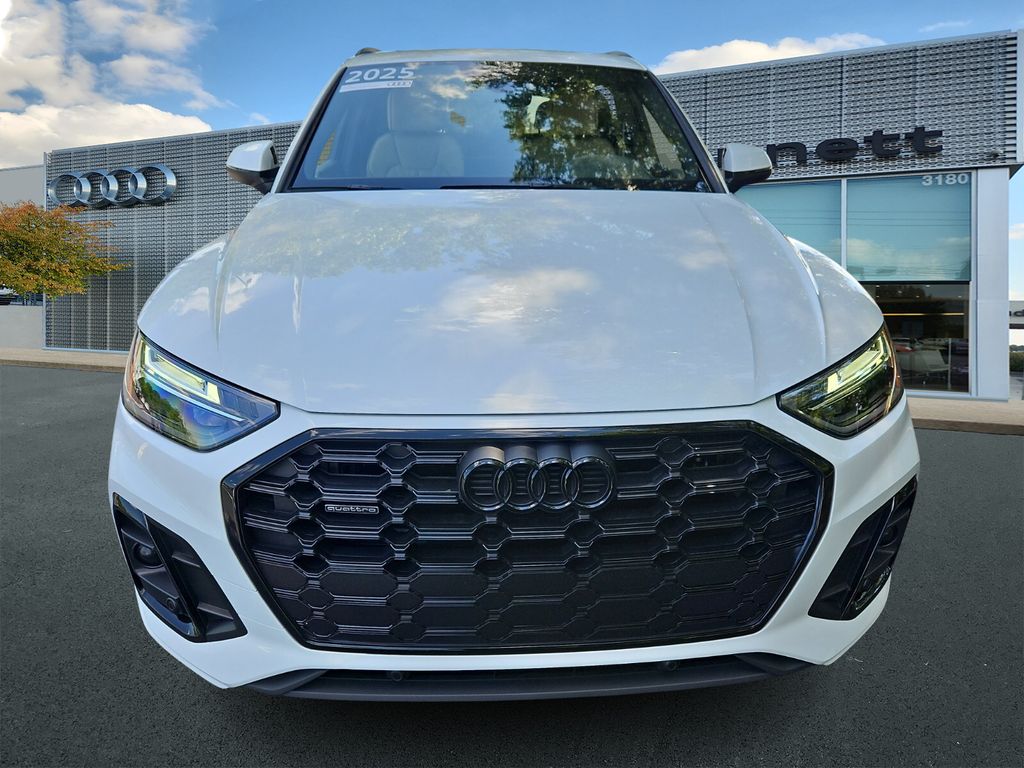 2025 Audi Q5 45 S line Premium photo 4
