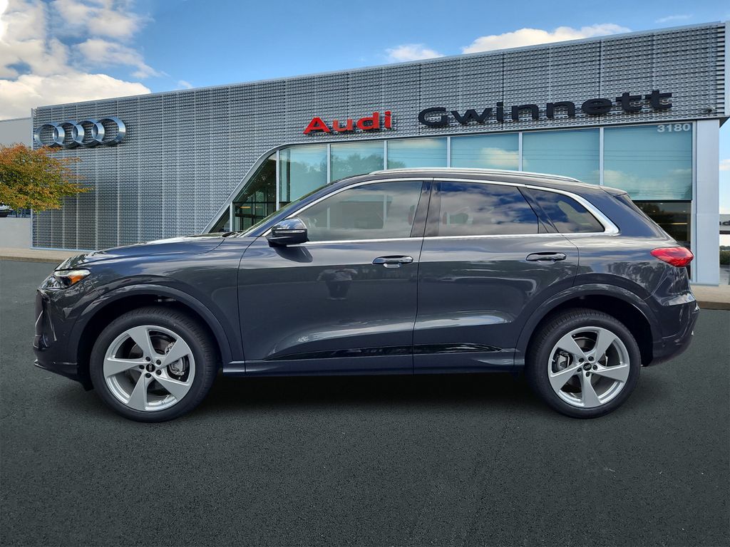 2025 Audi Q5 2.0T Premium Plus photo 2