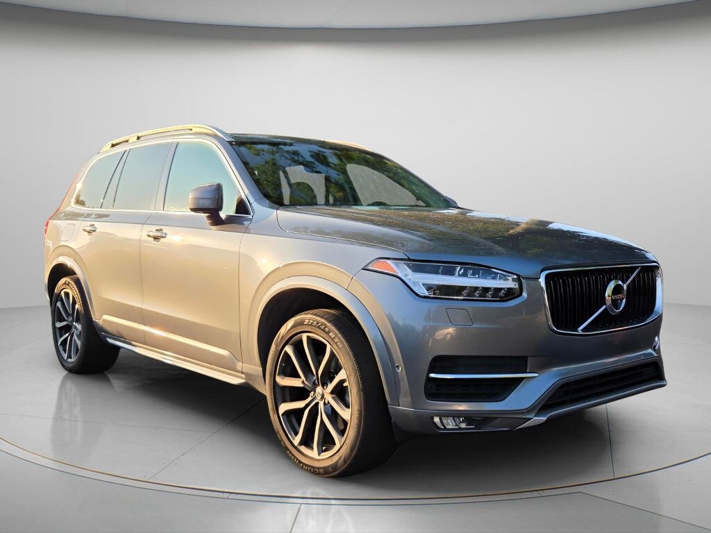 Used 2018 Volvo XC90 T6 Momentum SUV