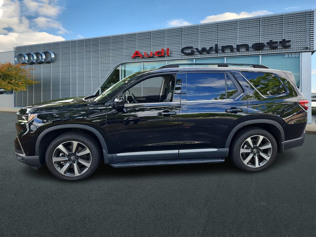 2023 Honda Pilot Elite photo 2