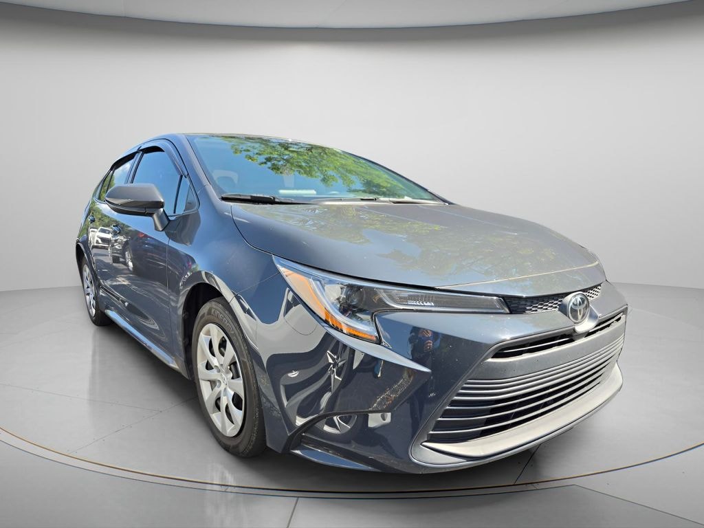 Used 2024 Toyota Corolla LE Sedan