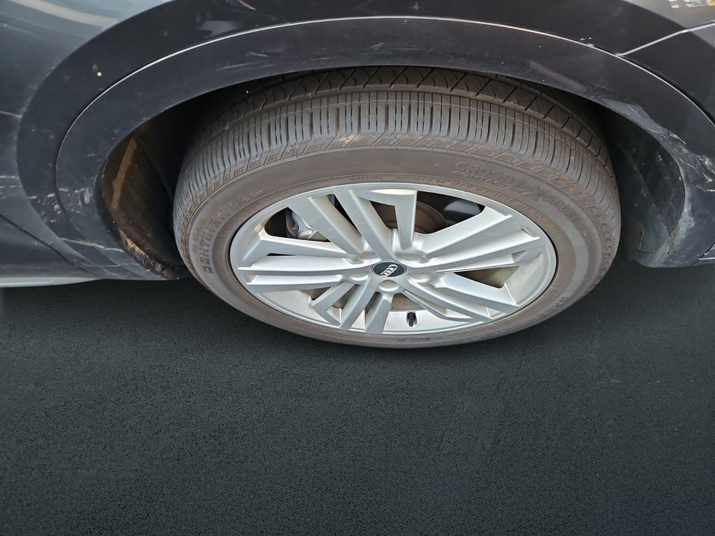 2019 Audi Q5 2.0T Prestige photo 4