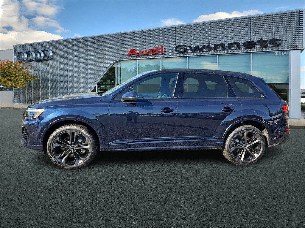 2025 Audi Q7 55 Premium Plus photo 2