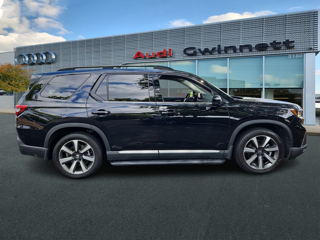 2023 Honda Pilot Elite photo 3